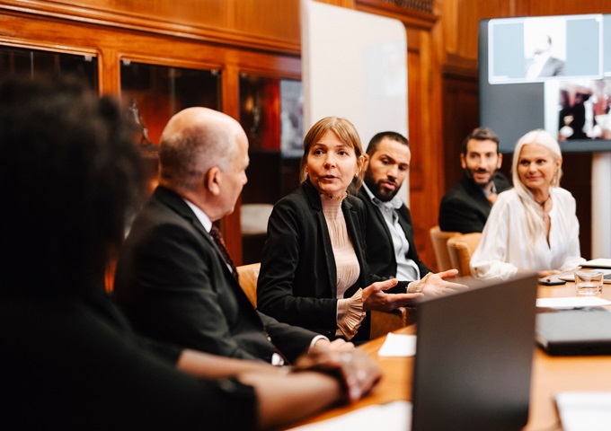 jury with court participants using zoom